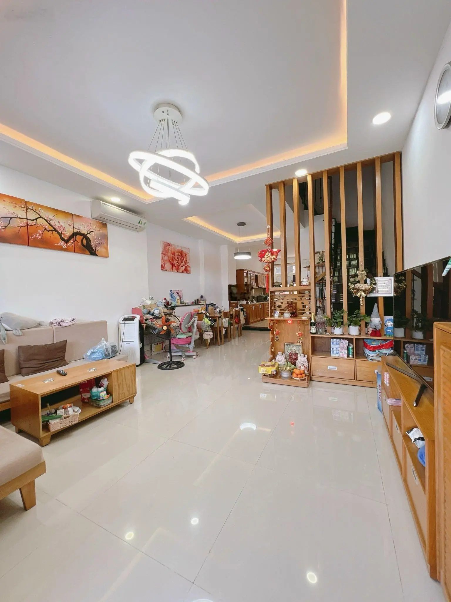 Cần bán căn nhà tuyệt đẹp, đối diện công viên KDC Sadeco Phước Kiển A. DT: 5m x 20m, sổ hồng riêng