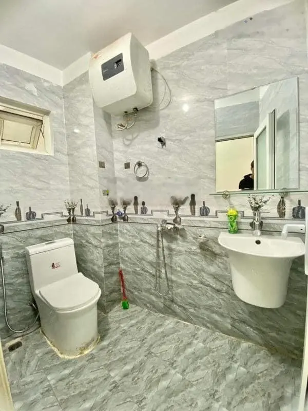 Siêu sốc! Nhà Phạm Văn Đồng, lô góc, dân xây, gần ô tô, tặng full nội thất xịn, diện tích 45m2*6T