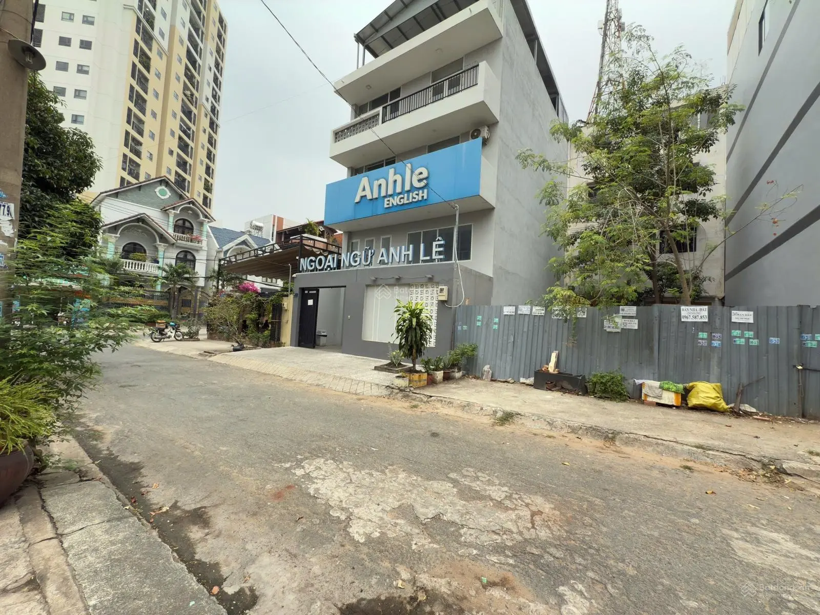 Bán nhà Hầm,1T4L Có THANG MÁY - Gần Metro Đuờng Tú Xương, P Hiệp Phú, Quận 9. Sàn 413.1m2 - Ngang 8