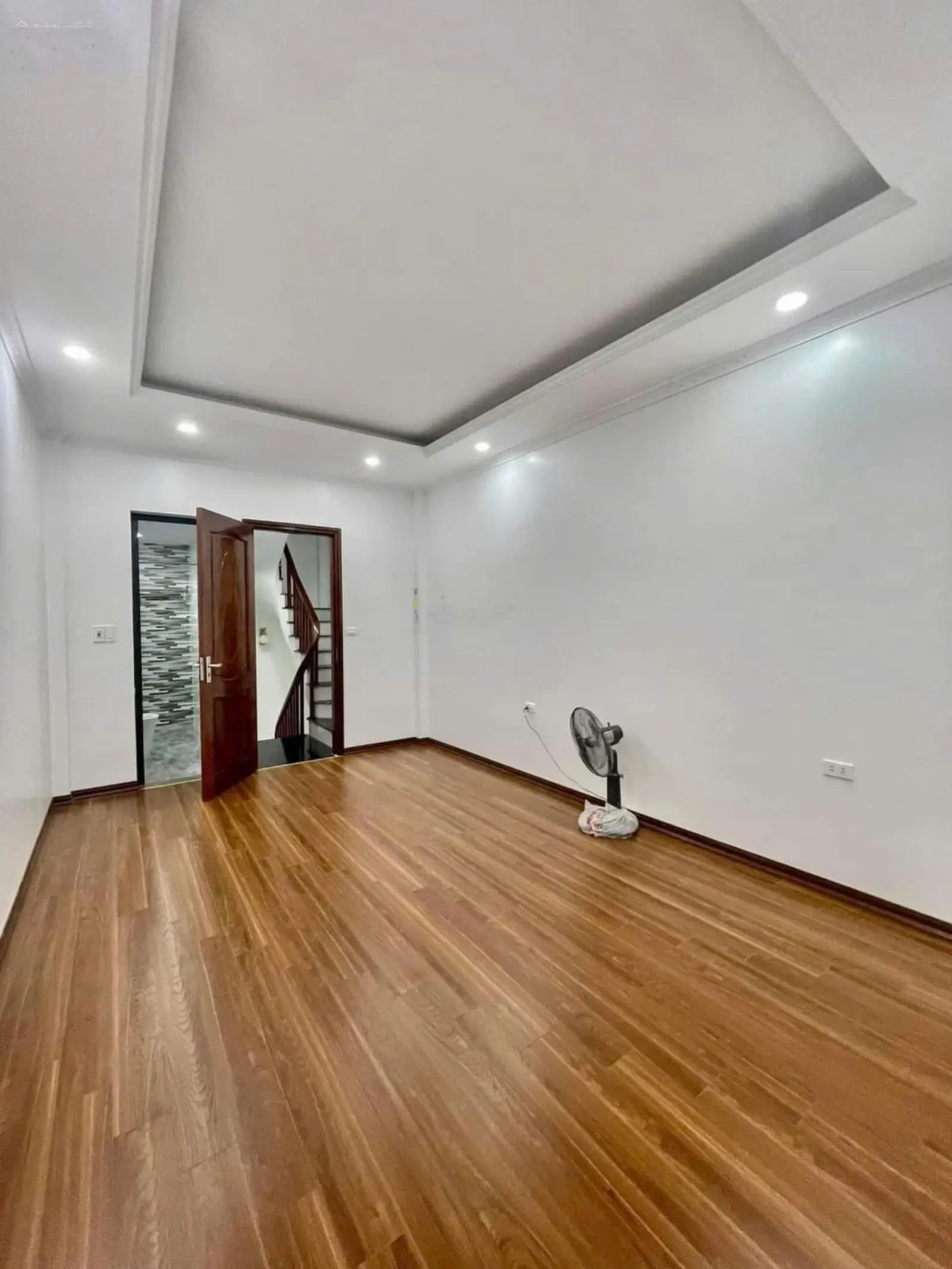 Đẳng cấp - Phân lô - Kim Đồng - 47m2 - 6.45 tỷ - Nhà xây độc lập duy nhất.