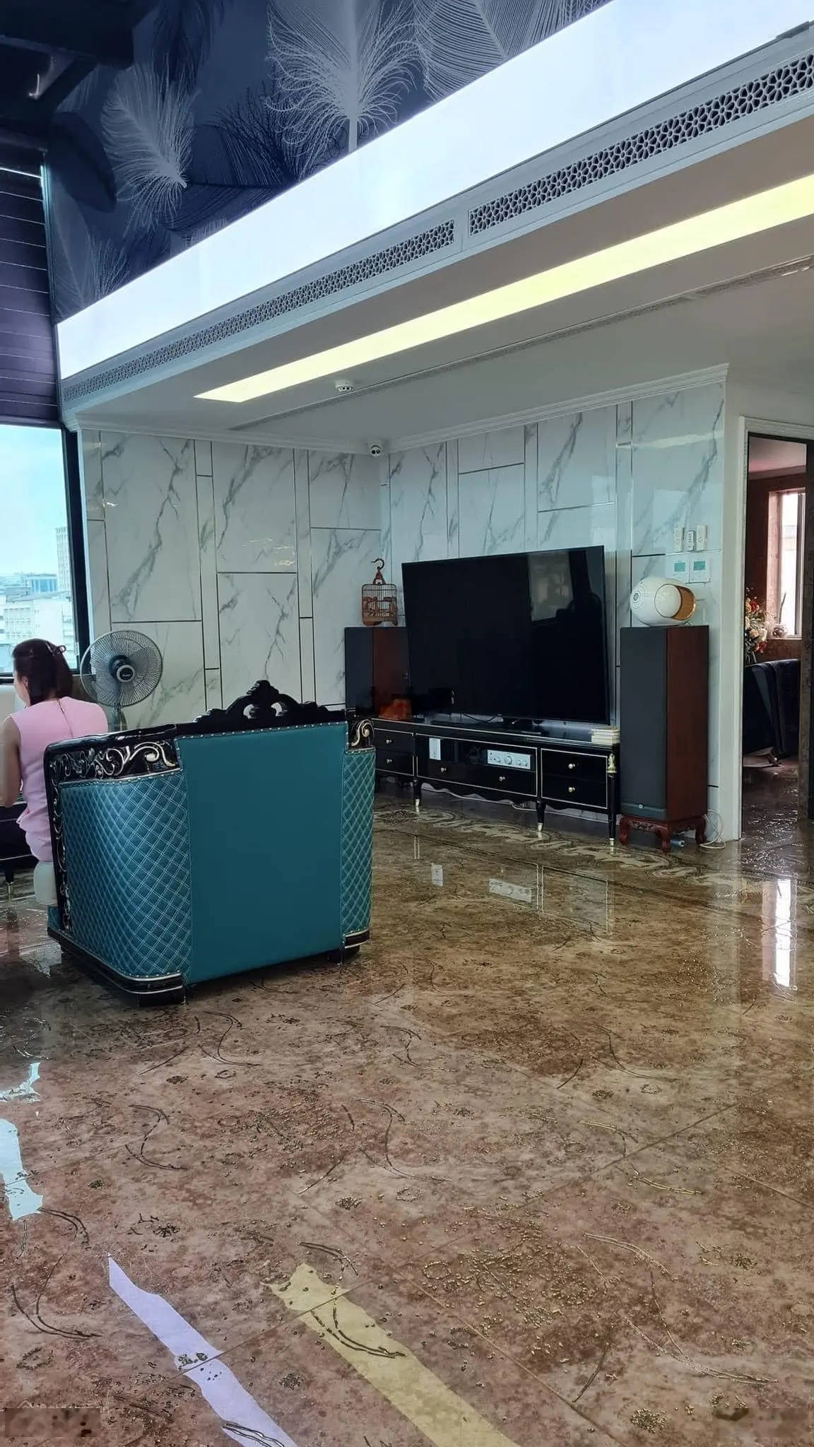 Phố phan văn trường 105m2 - 9 tầng thang máy - vỉa hè kinh doanh sầm uất - full nội thất. hơn 60 tỷ