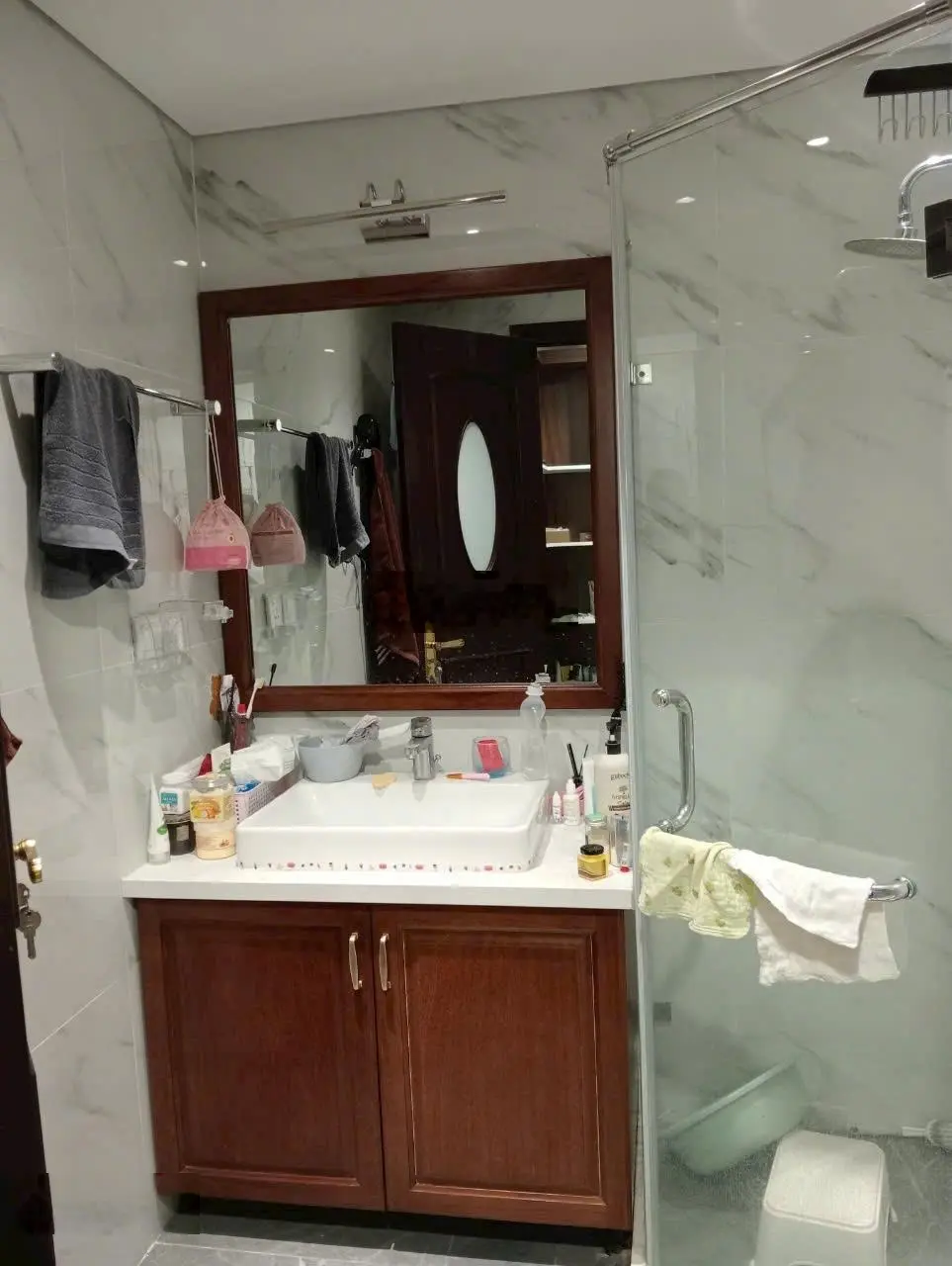 Chính chủ gửi bán căn hộ HC Golden 72m2, giá 4,350 tỷ bao phí, tầng cao, view thoáng 0979 209 ***