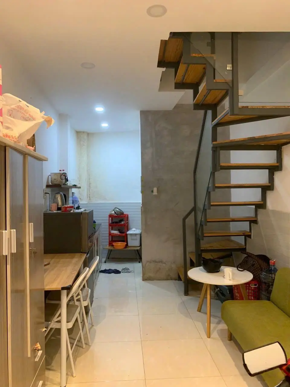 GẤP !!! NHỈNH 2 T.Ỷ NHÀ QUẬN TÂN BÌNH, GIÁP PHÚ NHUẬN, HẺM HOÀNG VĂN THỤ ; DT: 22 M2; 3,0x8,0;