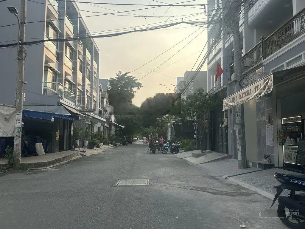Bán nhà 4 tầng, Đào Tông Nguyên, Thị trấn Nhà Bè. 252m2 SD - HXH - SHR - Chỉ hơn 6.X tỷ