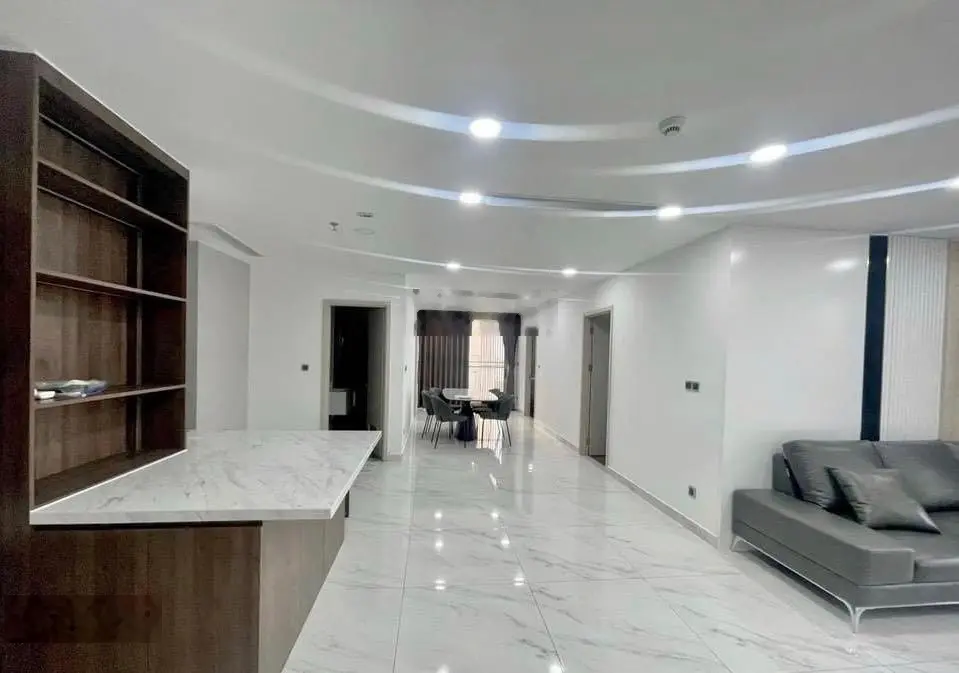 Bán căn hộ rẻ nhất Midtown - M6.Diện tích 127 m2.Giá bán:10,5tỷ. View biệt thự.LH: 0908 644 *** Hương