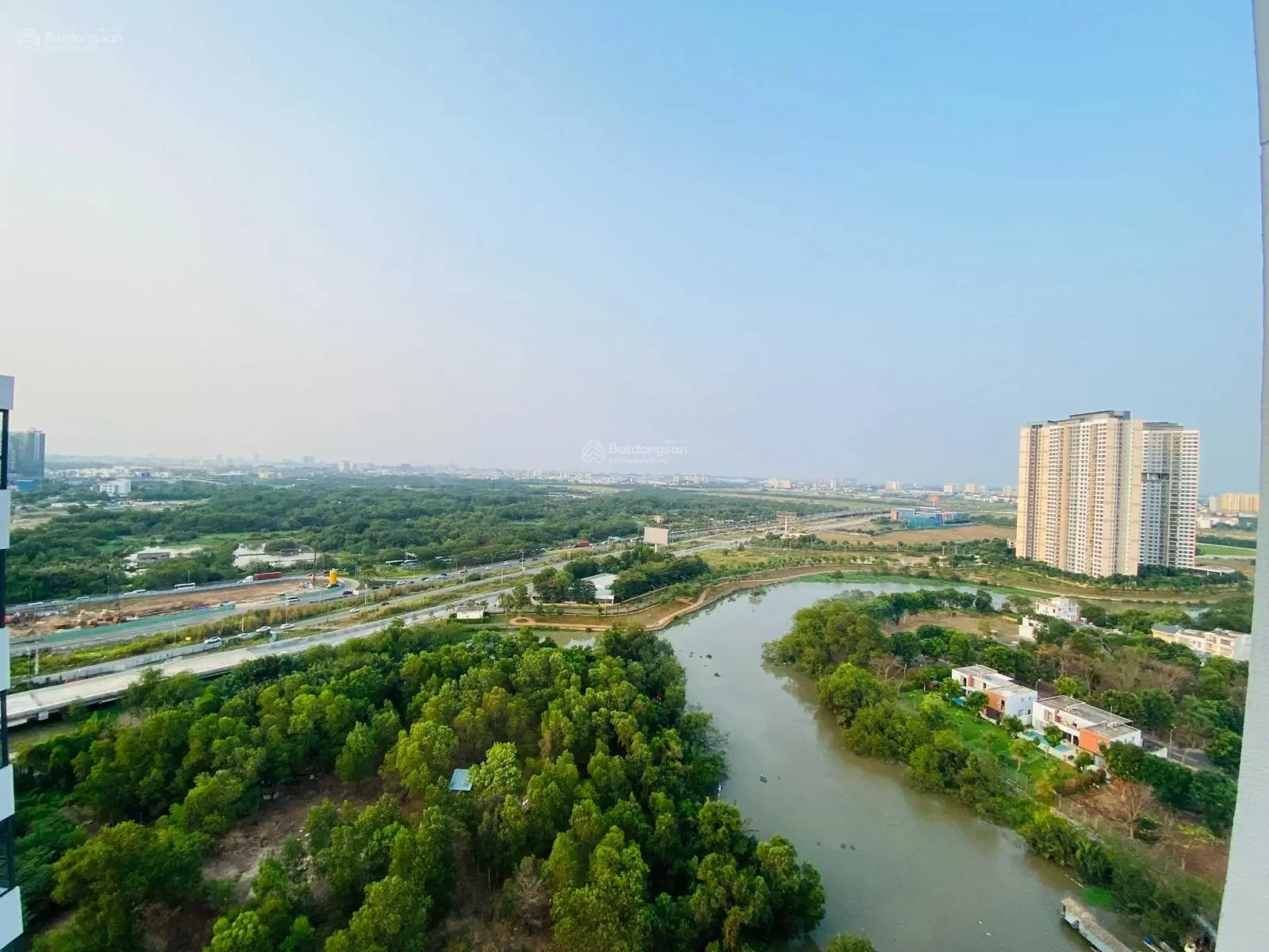 NHÀ ĐẸP GIÁ TỐT CHUNG CƯ D'LUSSO - TẦNG CAO VIEW ĐẸP MÁT- CÓ SỔ HỒNG