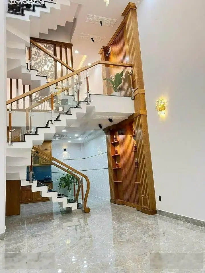 Chính chủ kí gửi nhà Quang Trung, P10, Gò Vấp. DT 48m2 SHR, hoàn công đủ