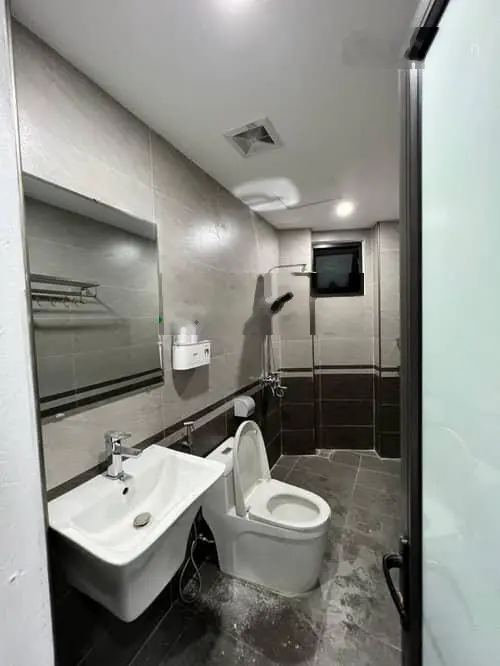 Giá giật mình! Bán nhà 6T thang máy, khu phân lô vip nhất Ba Đình, 103m2, MT 7,3m - 31,4 tỷ