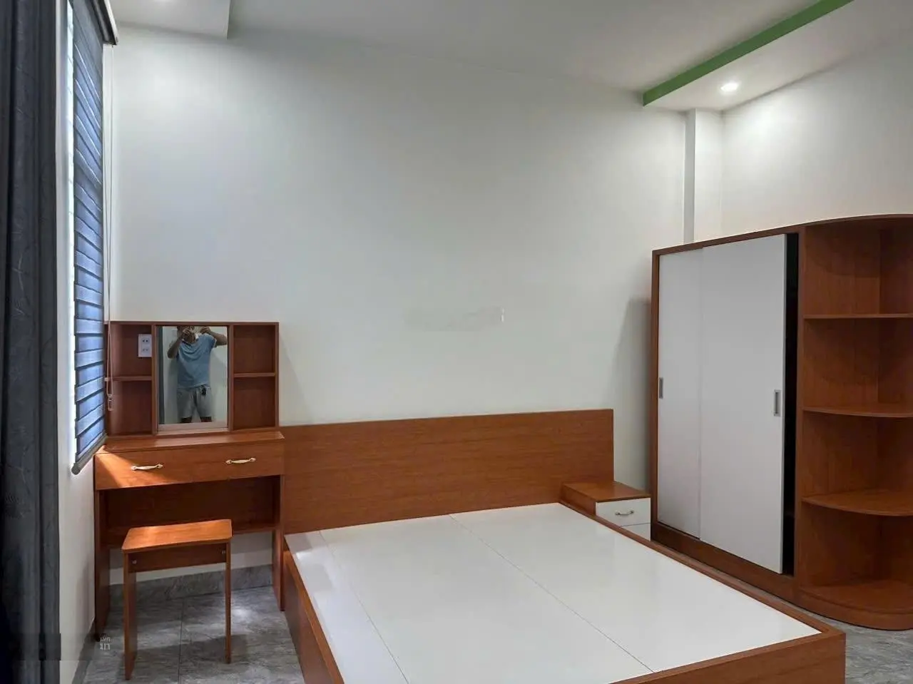Nhà 1 trệt 2 lầu Phú Hòa bán gấp