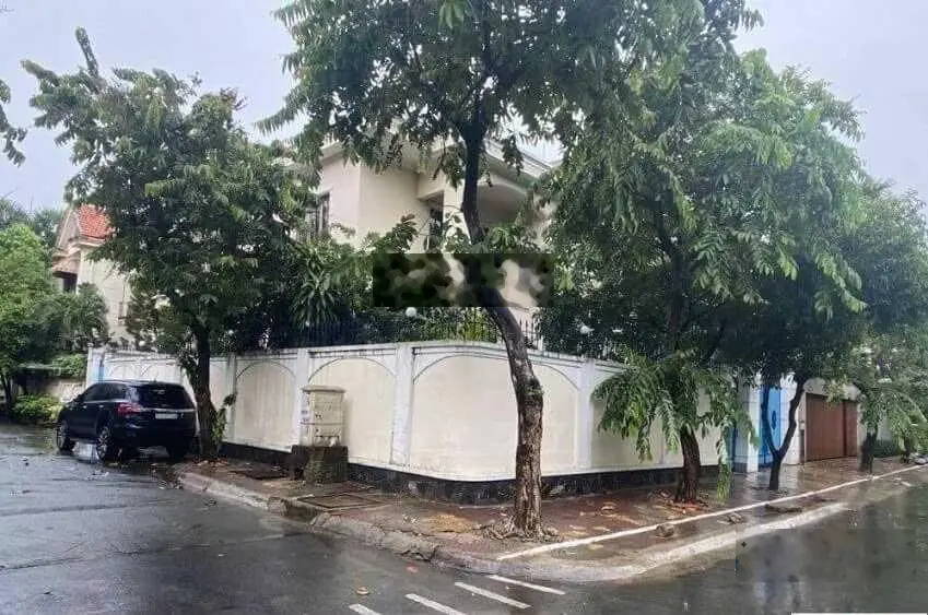 Bán biệt thự góc 2MT khu compound VIP Fideco Thảo Điền 318m2 chỉ 77 tỷ, rẻ hơn 30% thị trường