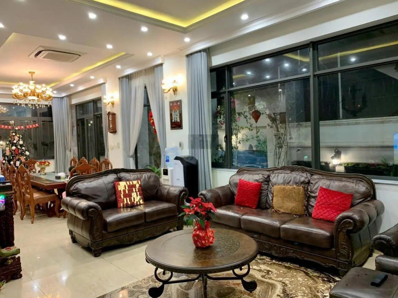 Bán biệt thự 3 tầng siêu đẹp 10m*20m khu biệt thự Bình Lợi Phường 13 Bình Thạnh 28 tỷ