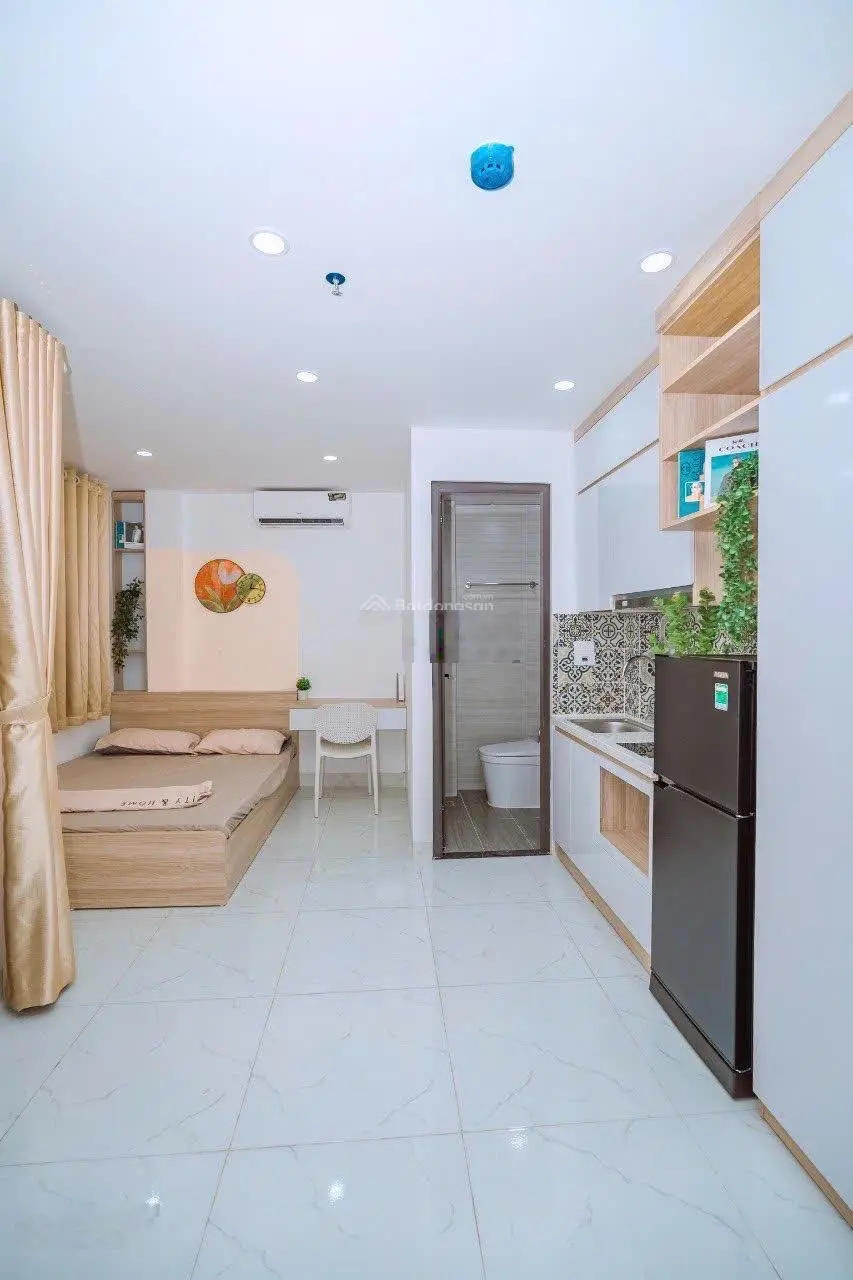 Bán nhà 60m2 Dịch Vọng,Cầu Giấy,mặt tiền 12m,dòng tiền 90tr/th,có thang máy, sổ đỏ đep,Giá hơn 15tỷ