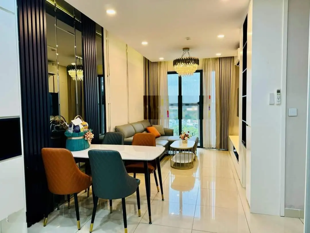 Bán gấp căn góc 1PN Emerald view nội khu, tặng lại nội thất đầy đủ, hướng phong thủy