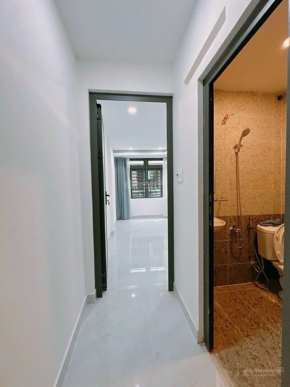 Nhà đẹp siêu rẻ Q4 P6 Bến Vân Đồn