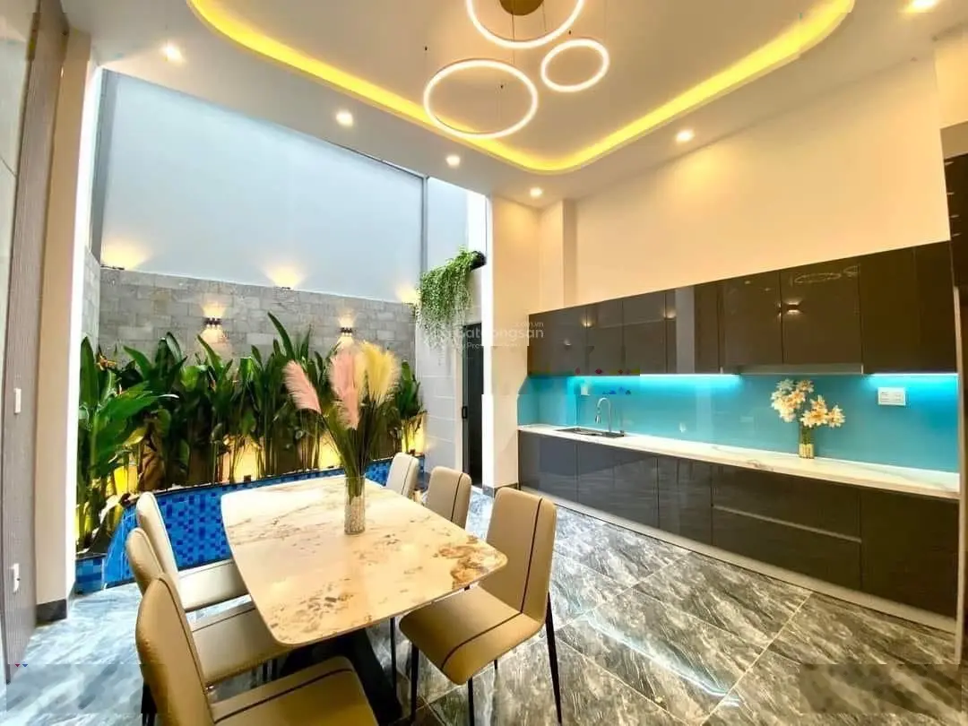 Bớt Lộc 100tr!! Cho Khách Hàng Chốt Nhanh Nhà Đẹp Điện Biên Phủ, P10, Q10, 4Tỷ880, DT:55m2, 1T3L