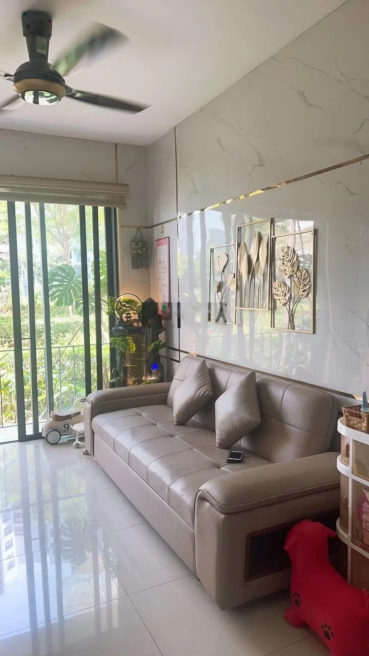 Chuyển nơi ở cần bán trệt Emerald 2PN - 2WC (68m2) view nội khu