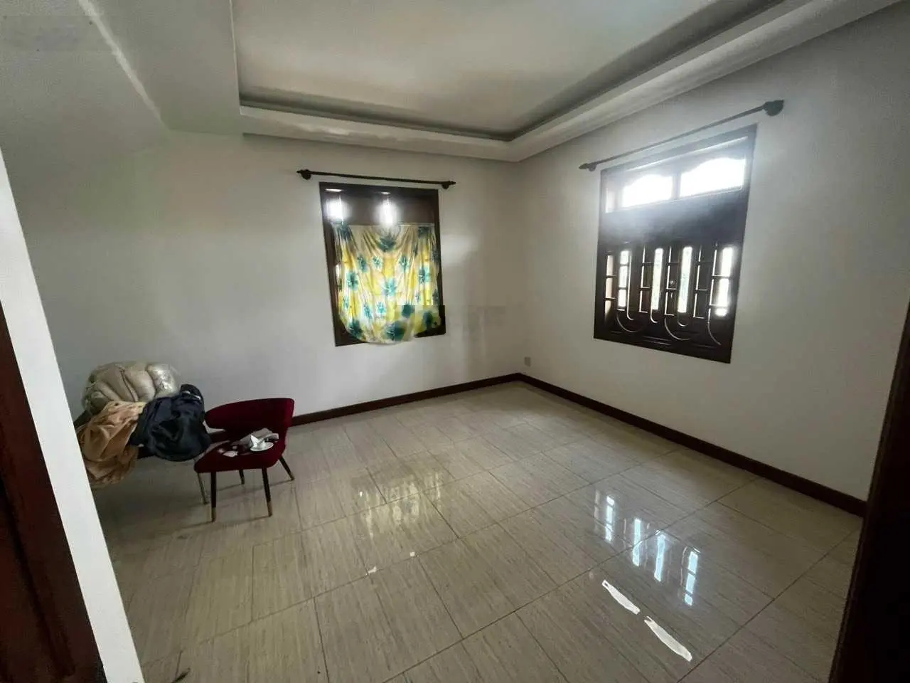 Kẹt tiền cần bán gấp căn biệt thự Tấn Trường 12 x 20 m - Giá 26.5tỷ