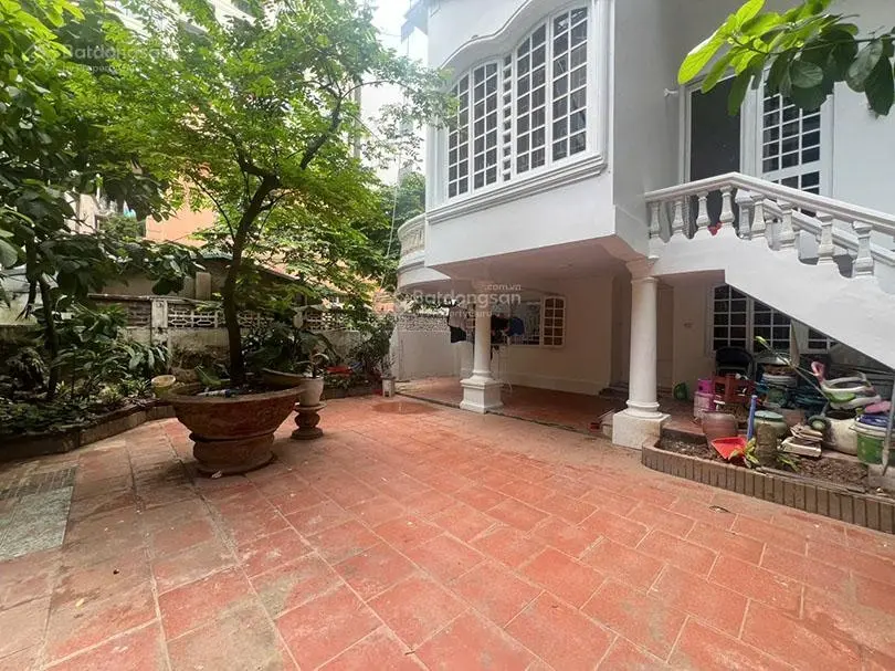 Siêu hot bán thuê biệt thự trong ngõ ôtô vào sân Đặng Thái Mai Tây Hồ Hà Nội