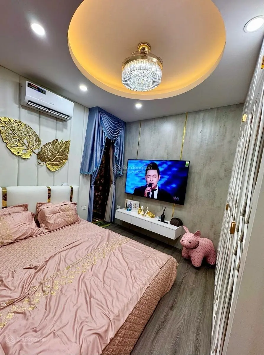 Hàng cực hiếm đống đa - khách xem trong mang thẳng vali vào ở ngay.