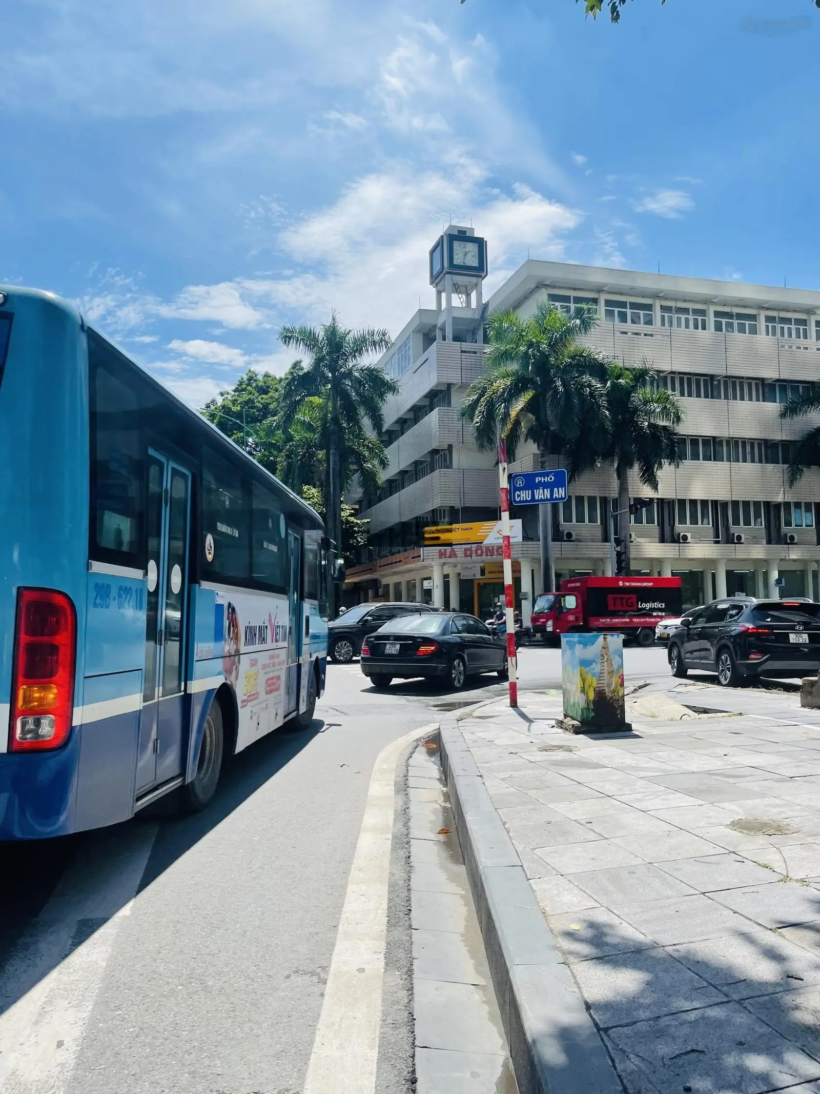 Bà Triệu - cạnh trường cấp ba Lê Lợi ngõ ôtô thông, kinh doanh nhiều loại hình, 85m chỉ quanh 10 tỷ