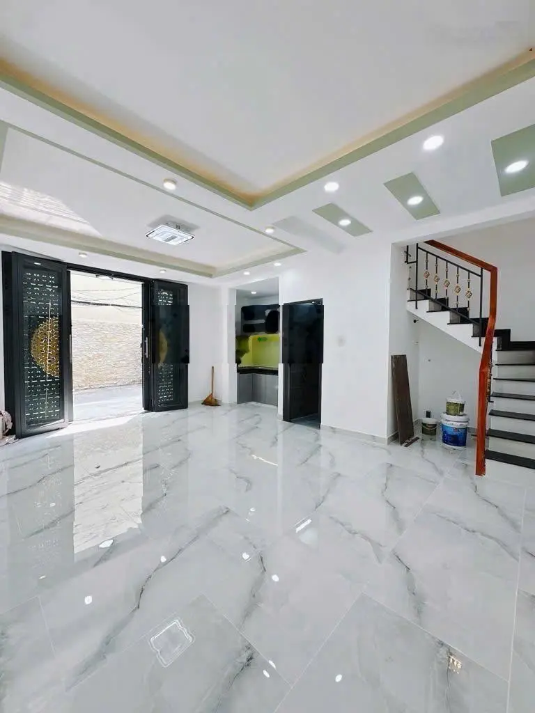 Gia chủ cần bán nhà 3 Tầng BTCT Quận 4 CHỈ 5,3TY