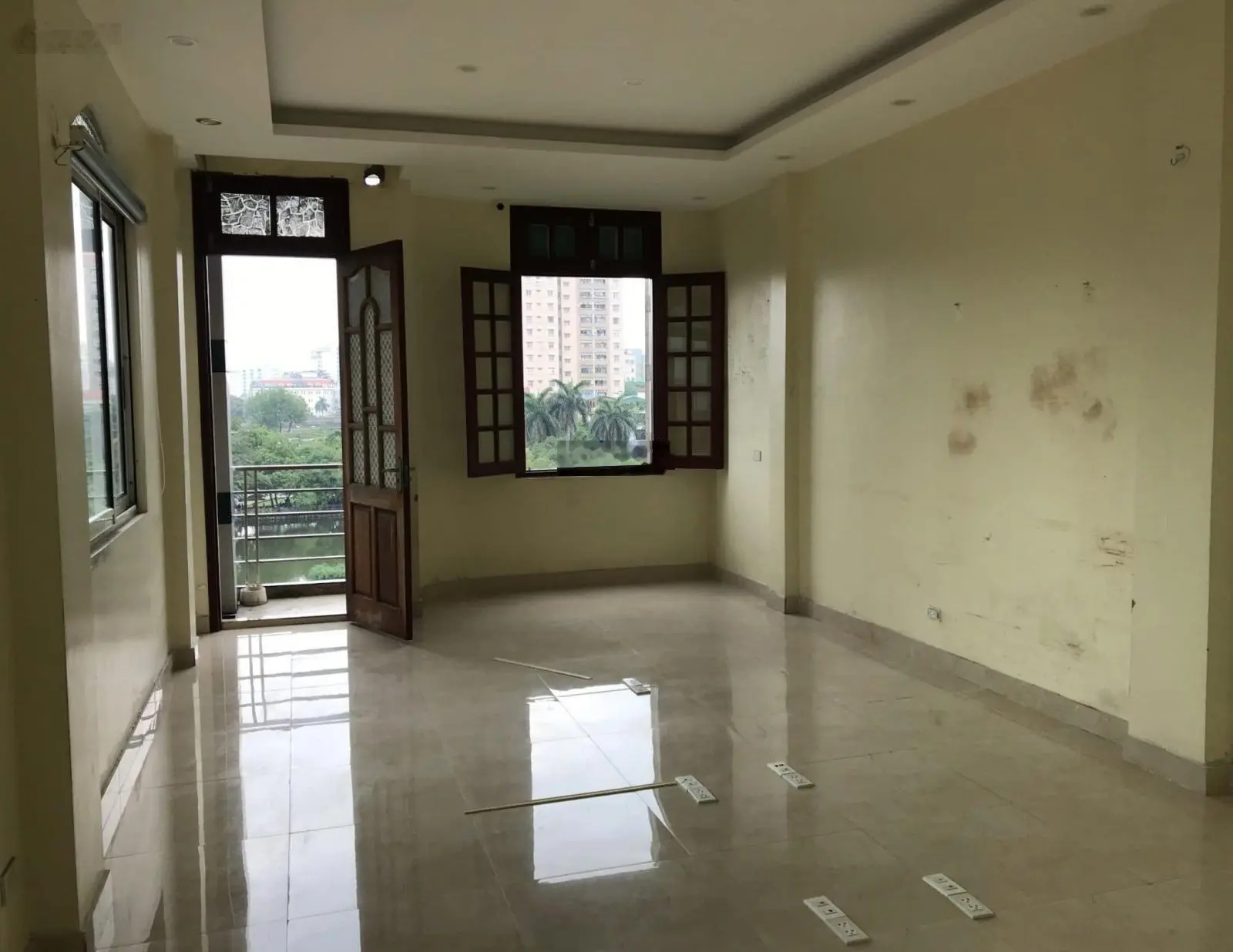 Bán nhà Tây Sơn, Đống Đa, mặt hồ kinh doanh đỉnh, gara xe 7 chỗ, xây văn phòng, CCMN