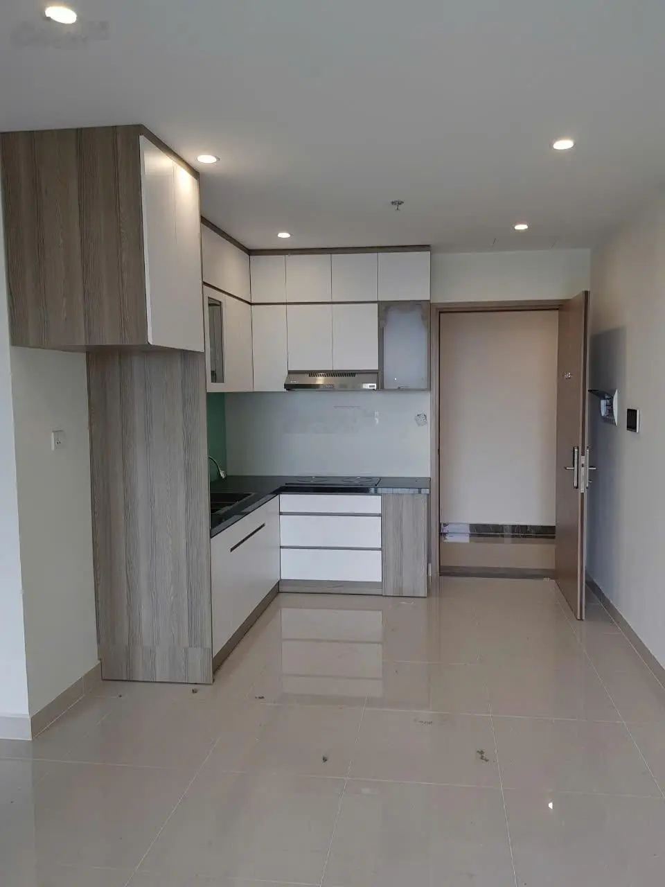 Bán nhanh căn 2PN có sổ chỉ 2,260 tỷ tại khu Rainbow - View công viên - tặng nội thất