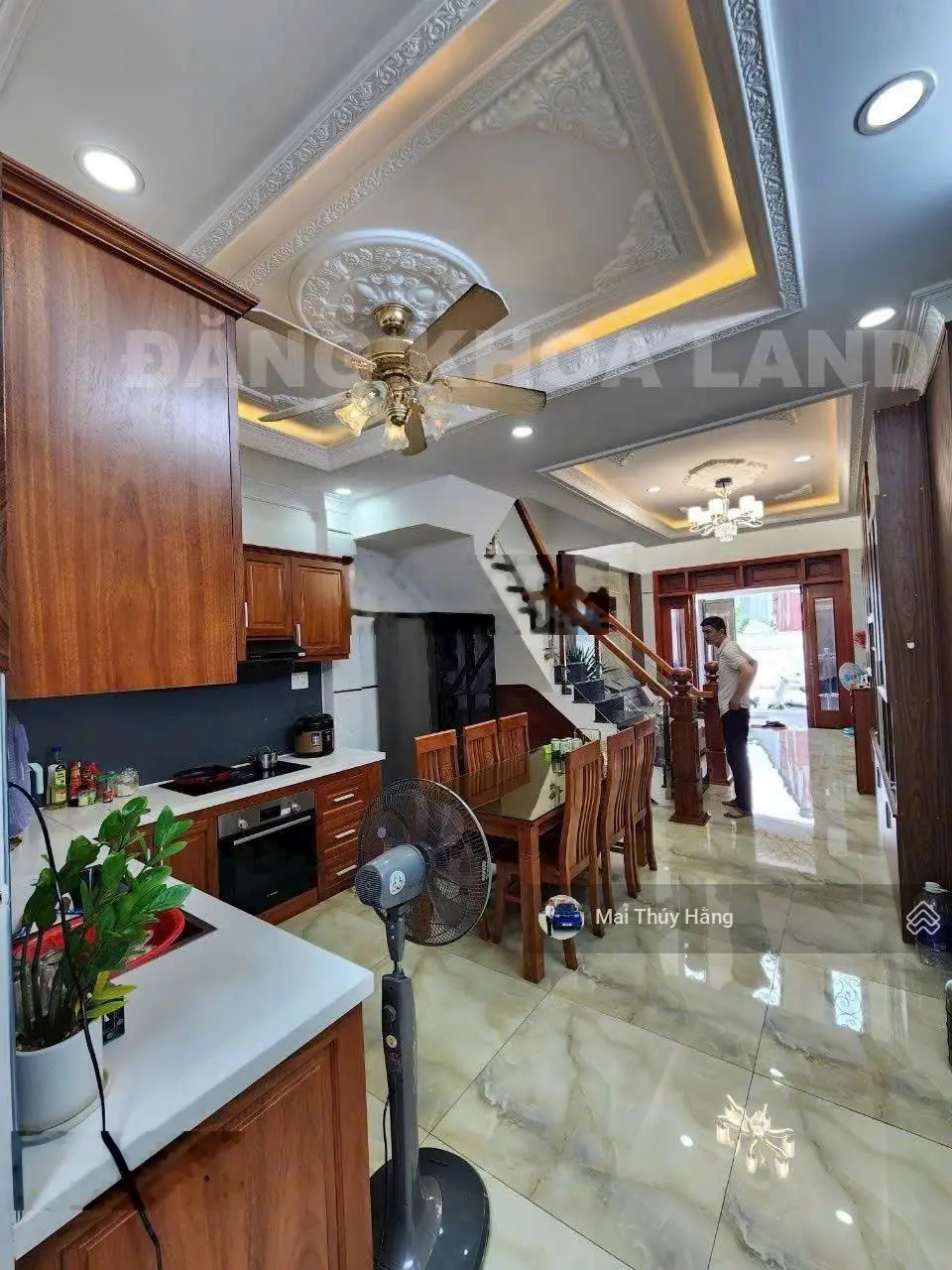 Hàng hiếm -giảm 500tr bán gấp nhà 2tầng siêu đẹp ngay phạm văn đồng -đường 8m vỉa hè -60m2 giá 7 tỷ