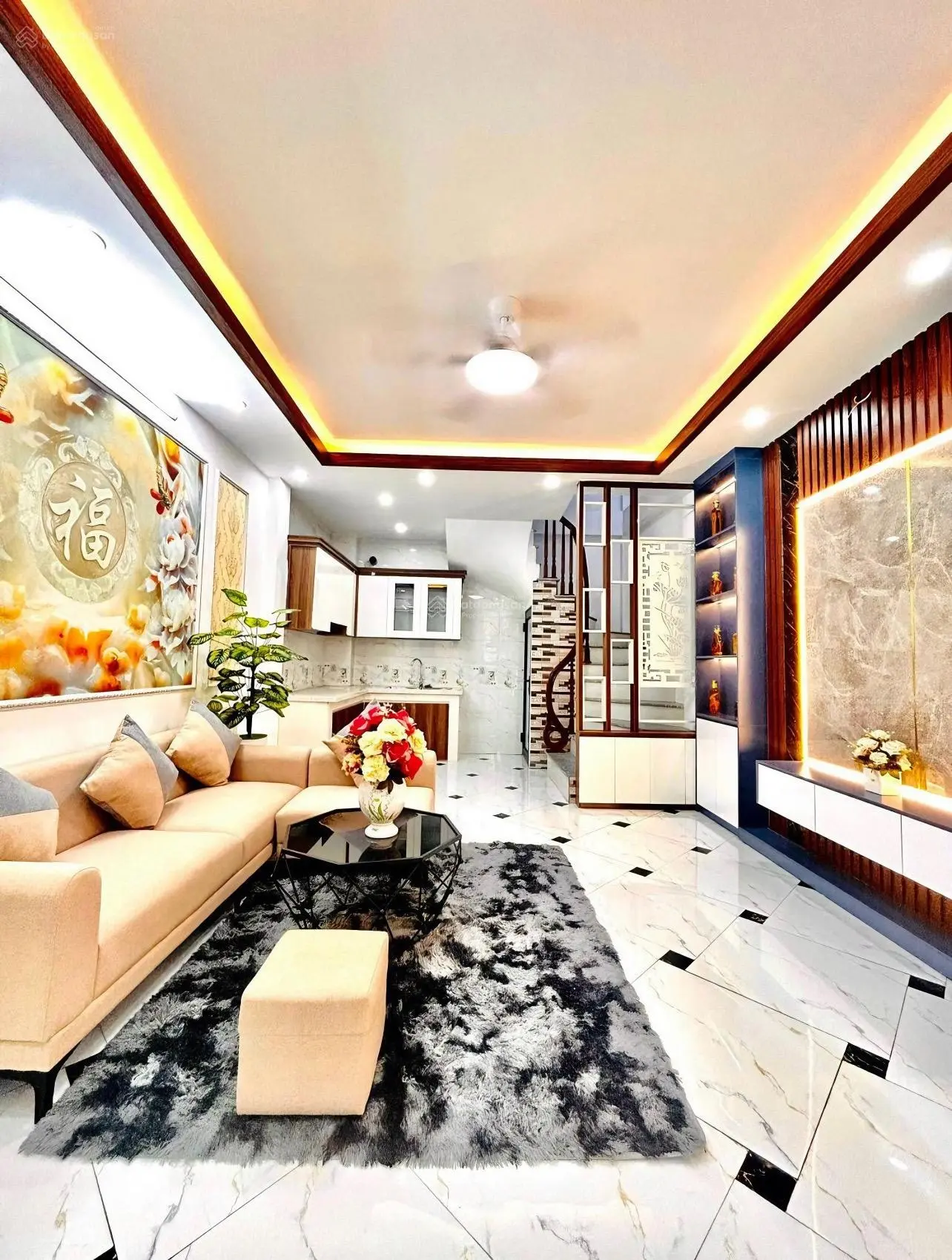 Nhà ngõ quỳnh - ngõ thông - kinh doanh - gần ô tô tránh - 40m2 - nhỉnh 6 tỷ