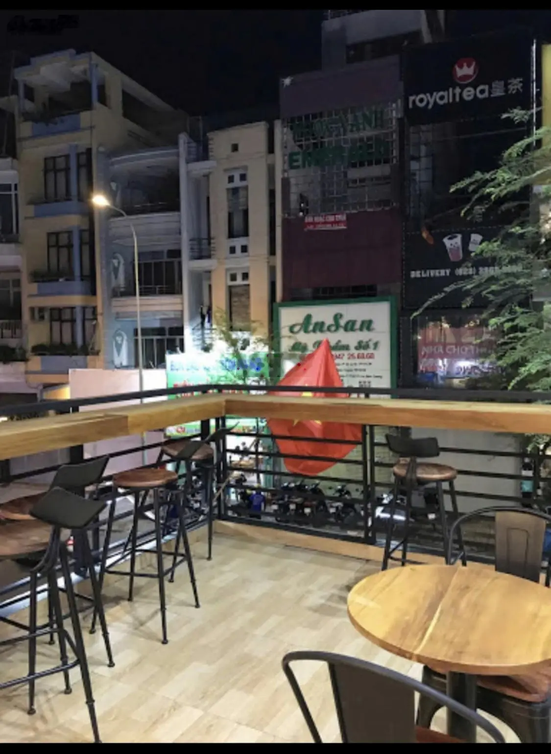 Bán nhà đang cho thuê 35 triệu/ tháng đường Sư Vạn Hạnh, P10, Quận 10. Giá 5 tỷ 950/ 67m2 (5x13,4m)