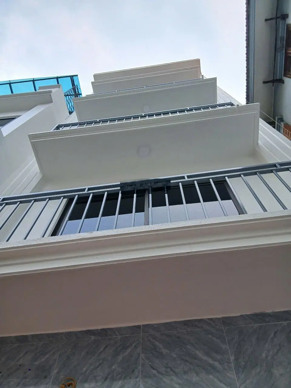 Bán nhà Cầu Cốc-Tây Mỗ-37m-4 tầng-Nhà mới ở ngay-Sát Vinsmart City-Ô tô đỗ cổng-5.2 tỷ-0988455165