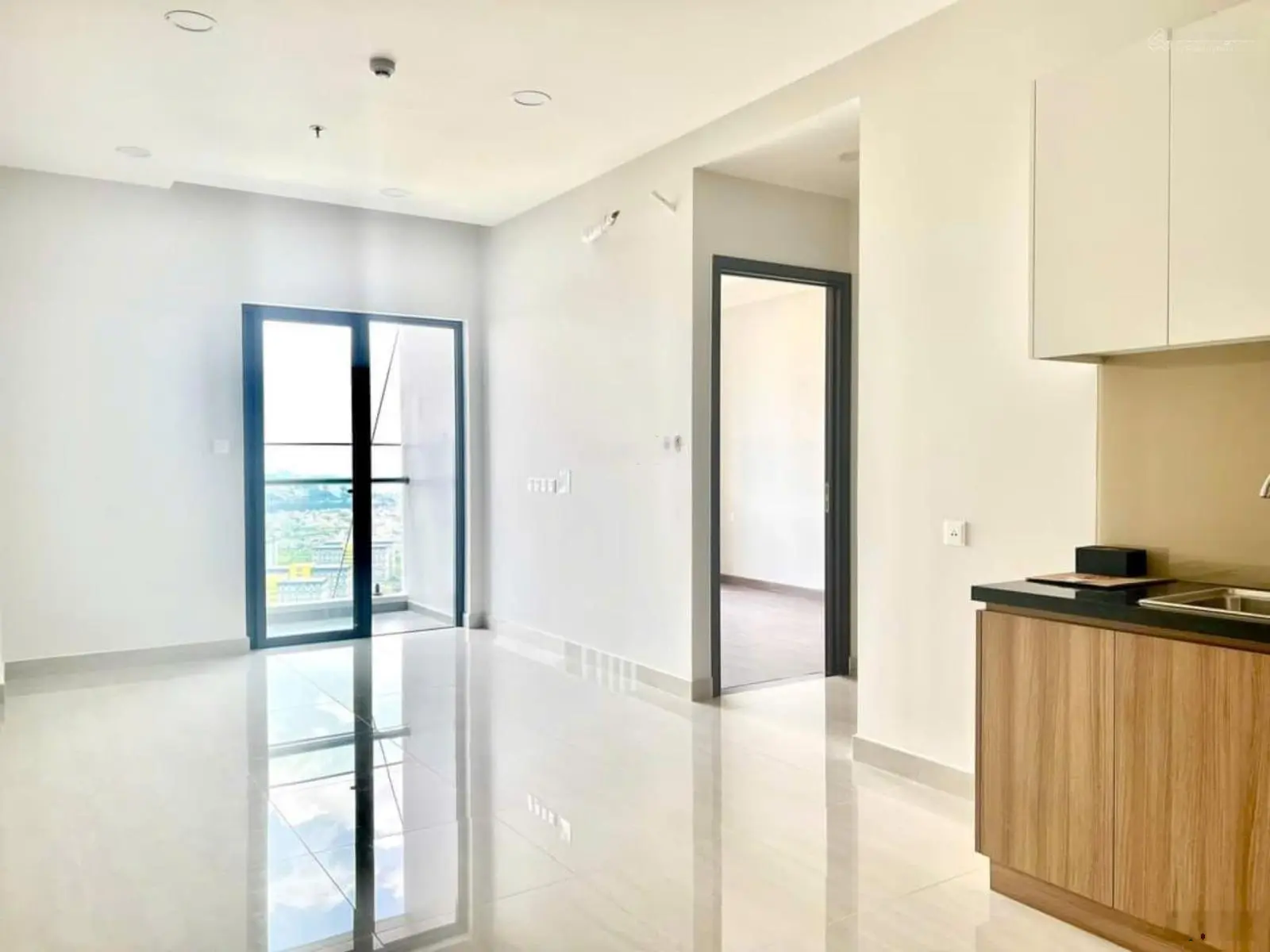 Bán căn hộ 2PN giá 2 chỉ 2 tỷ chung cư HT Pearl, đã có sổ hồng, một căn duy nhất