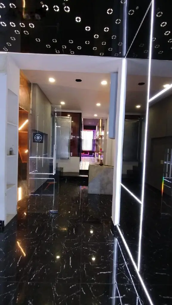 Bán nhà chợ bàn cờ. giá 9 tỷ. p3. q3. tp hcm