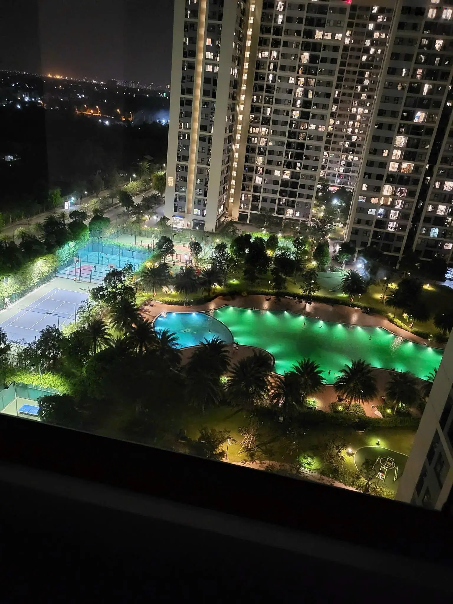 Bán căn góc 2PN+1 DT 63,3m2 view hồ bơi đẹp chỉ 2,750 tỷ đã có sổ hồng tặng full NT hỗ trợ vay 60%
