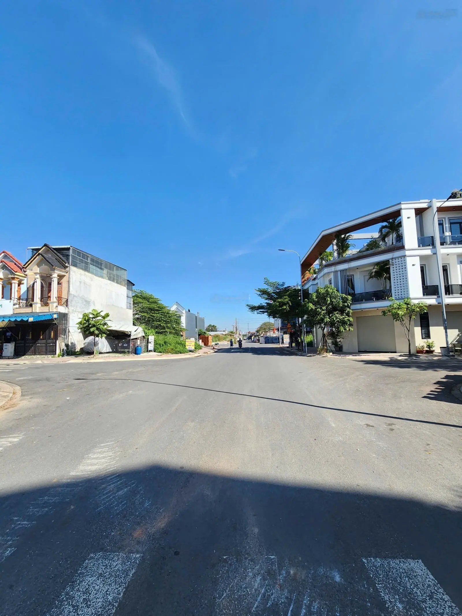 3,7Tỷ TL, bán đất Lô Góc 2MT, ngang 7,5m Thông 4 Phía, KDC p. Bình Chuẩn, Tp. Thuận An