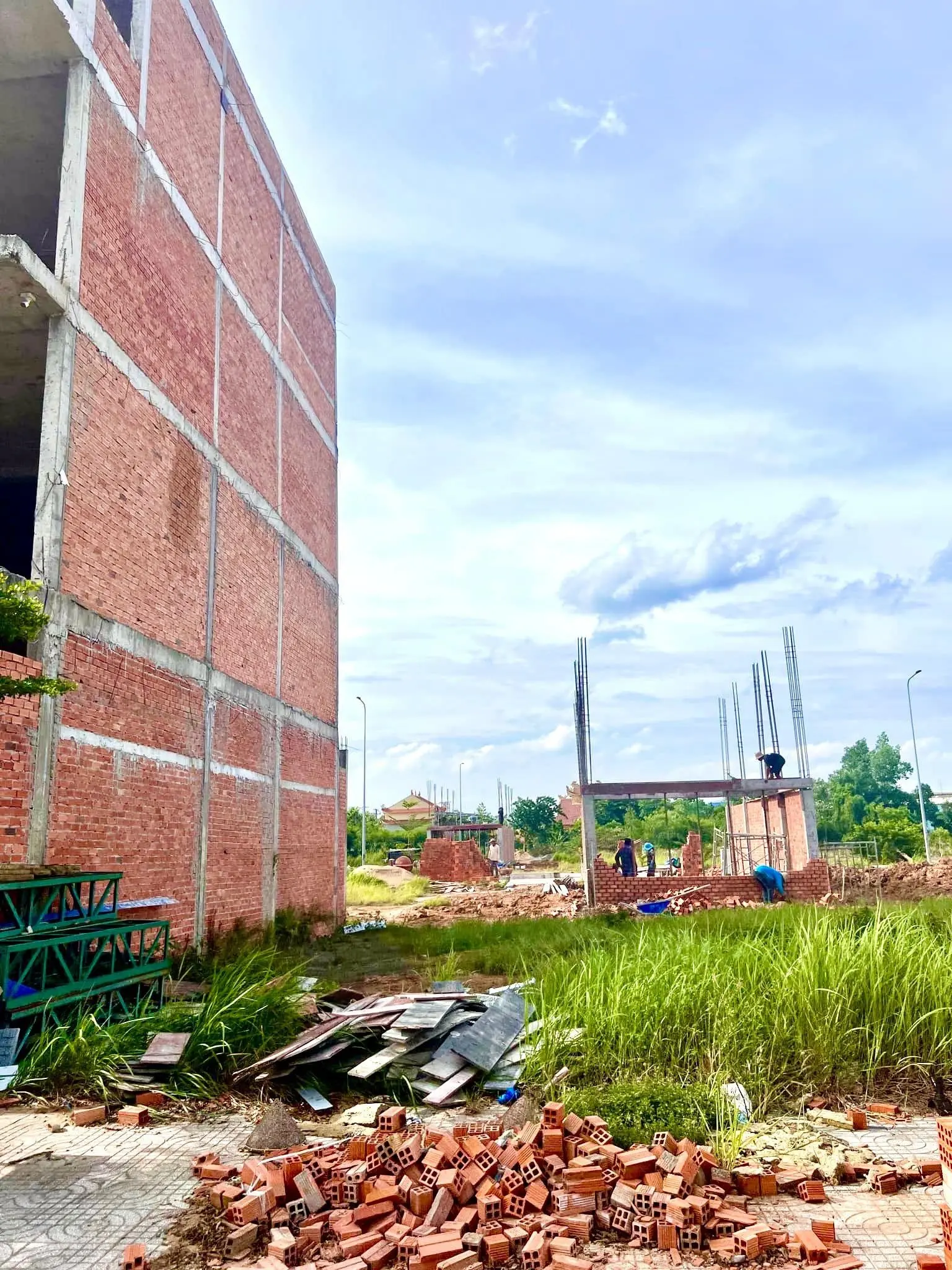 BÁN GẤP 130m2 GIÁ 1tỷ661 GẦN TRƯỜNG HỌC