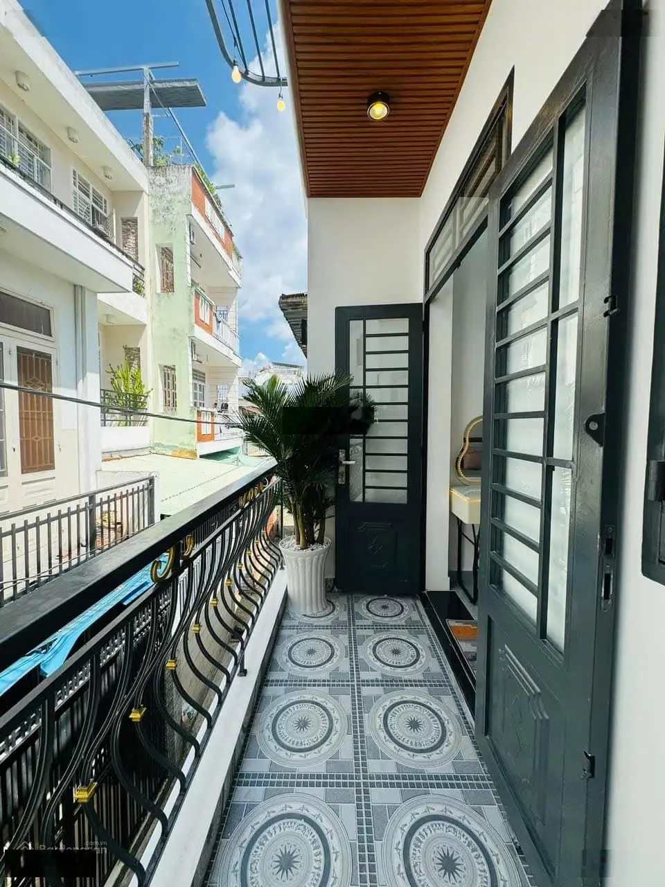 Bán nhà riêng tại Đặng Thùy Trâm Bình Thạnh - 40m2 - 2,2 Tỷ. Sổ riêng, HXH. Đang có HĐT 10tr/th