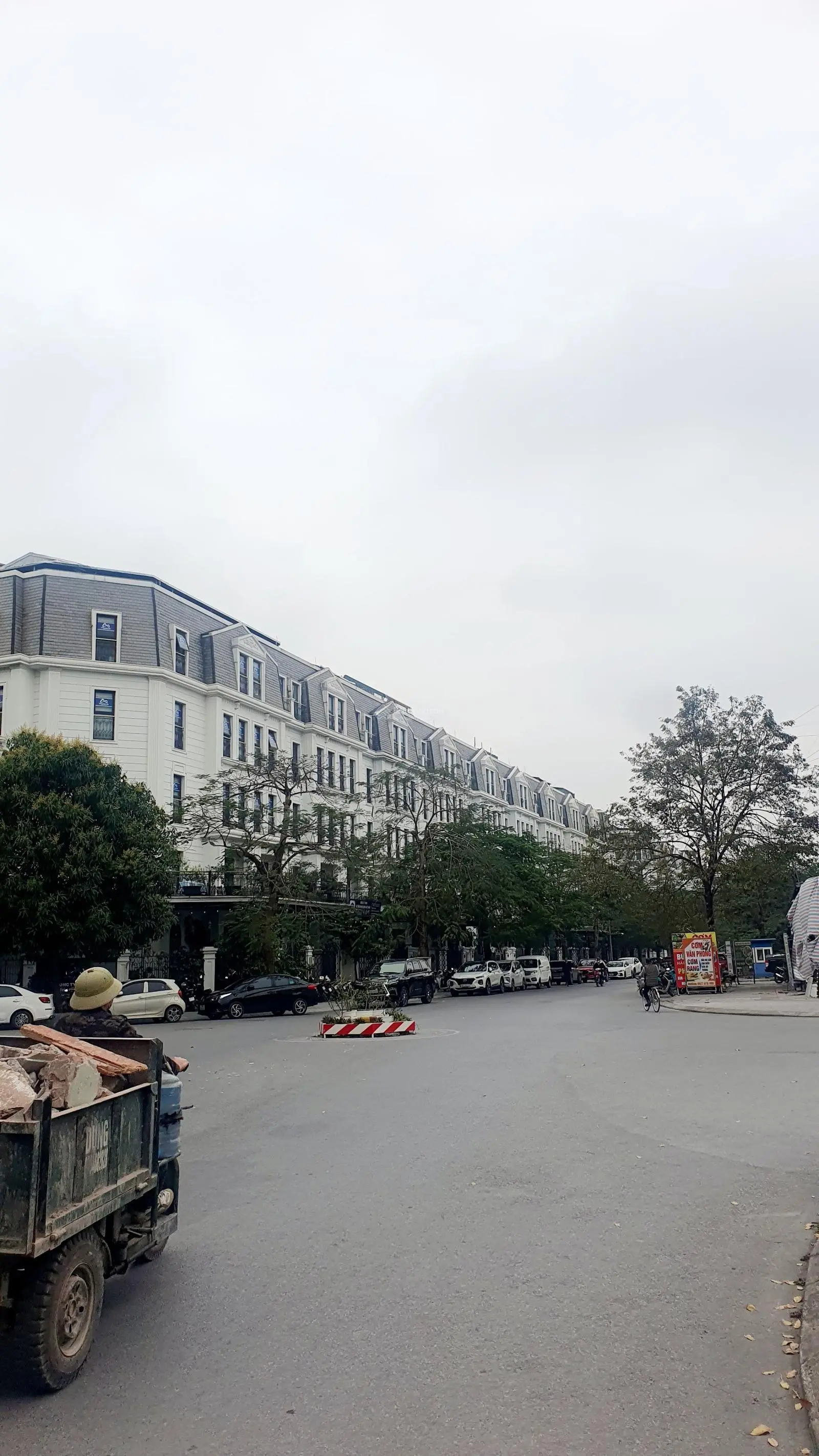 Bán LK đẹp xuất sắc tại Nguyễn Xiển, Đại Kim, 83m, 22,9 tỷ