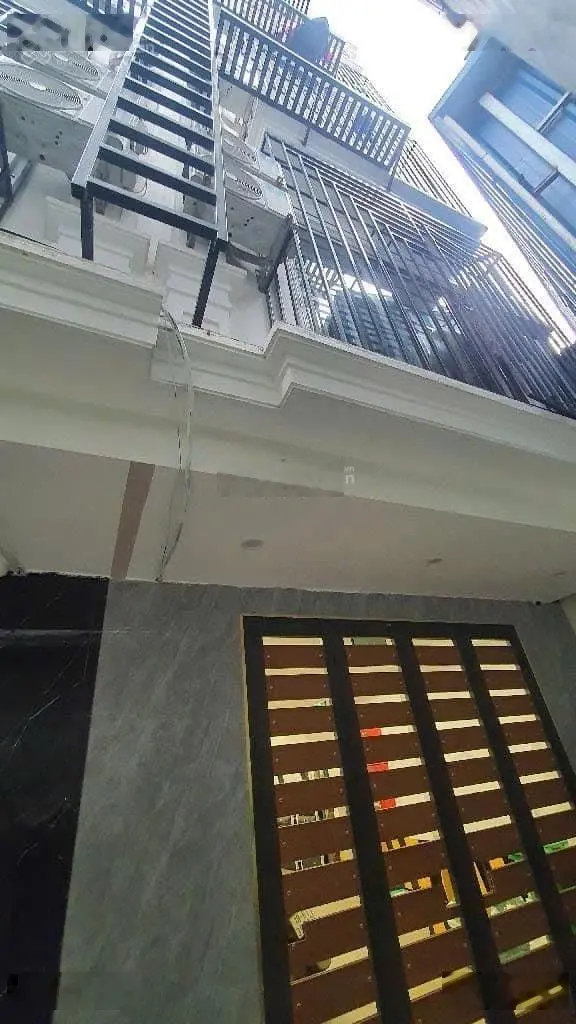 Hiếm có, THÀNH CÔNG-BA ĐÌNH-HÀ NỘI, DT: 47m2 x 7 Tầng-MT: 4,3m / Giá: 11,8 Tỷ