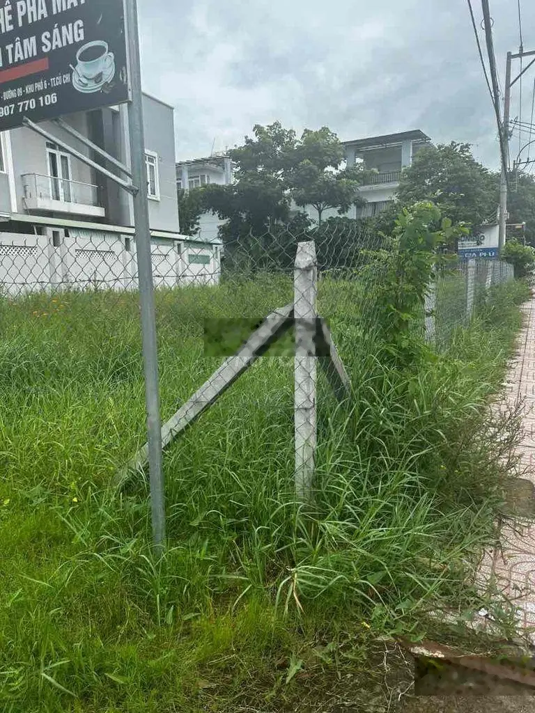 Ông anh cần bán gấp đi nước ngoài MT 122m2 TT Củ Chi