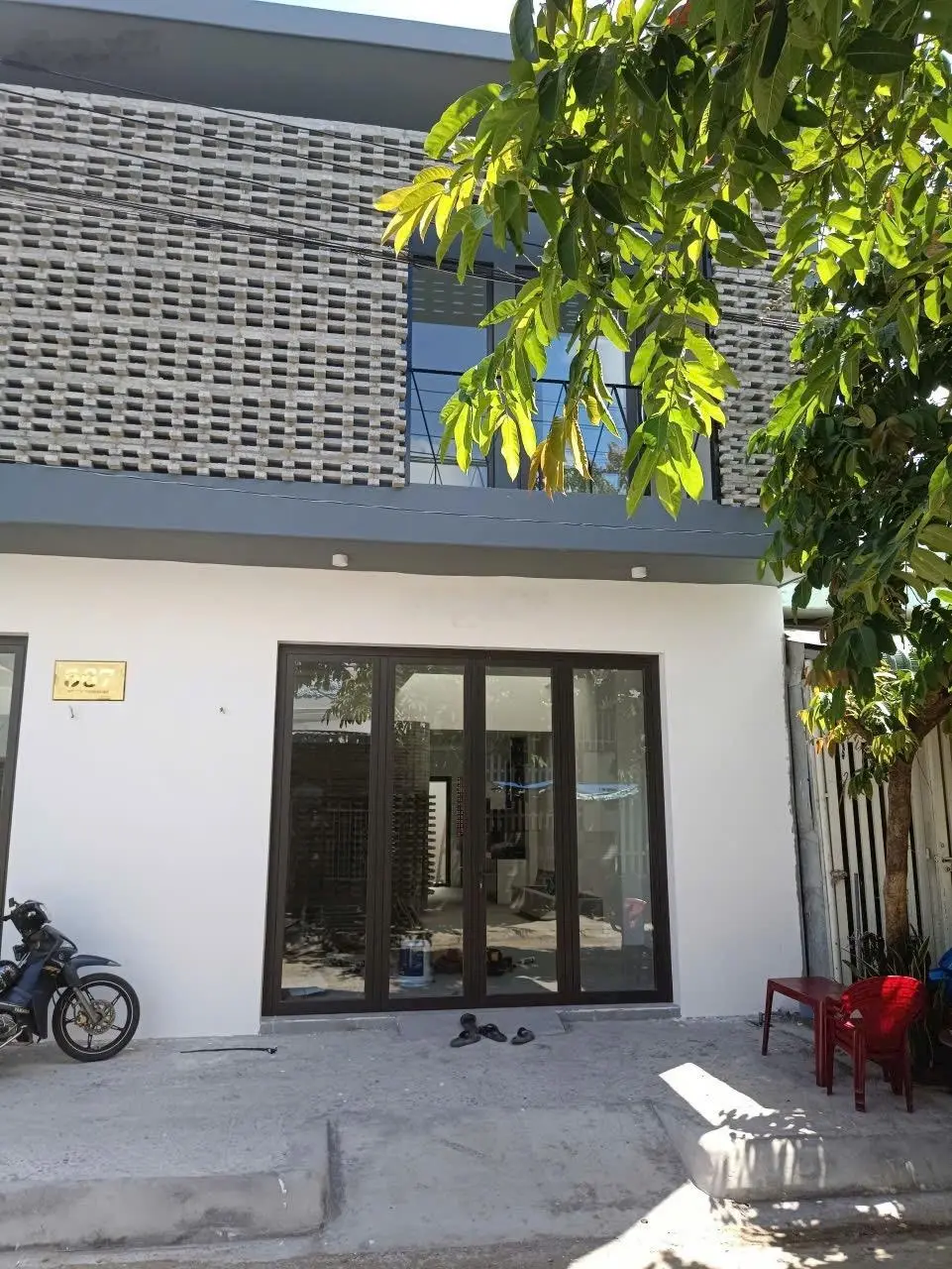 Bán nhà mới 1 trệt 1 lầu gần đường Nguyễn Văn Cung, phường Tân Ngãi, Vĩnh Long.