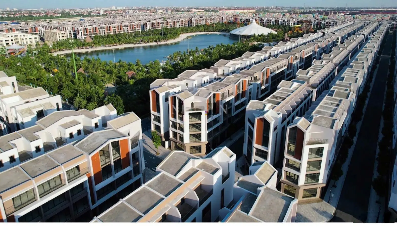 Loanh quanh 10 tỷ: Mua nhà ở đâu để vừa ở vừa đầu tư?