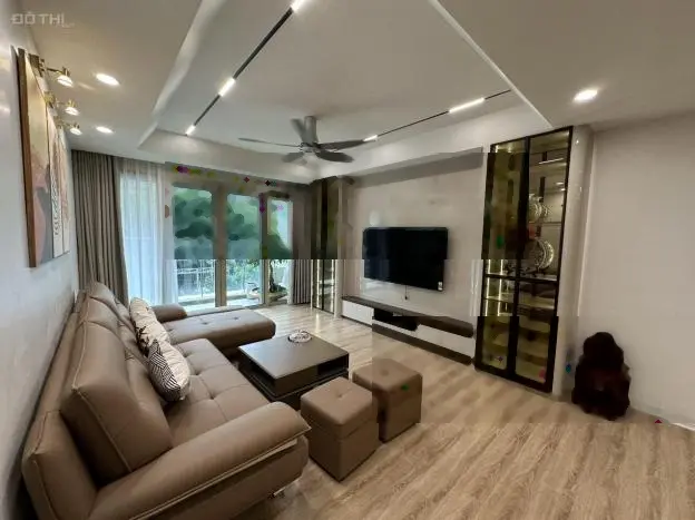 Bán căn hộ 172m2 view Lã Vọng chung cư Mandarin Garden, sẵn nội thất vào ở luôn