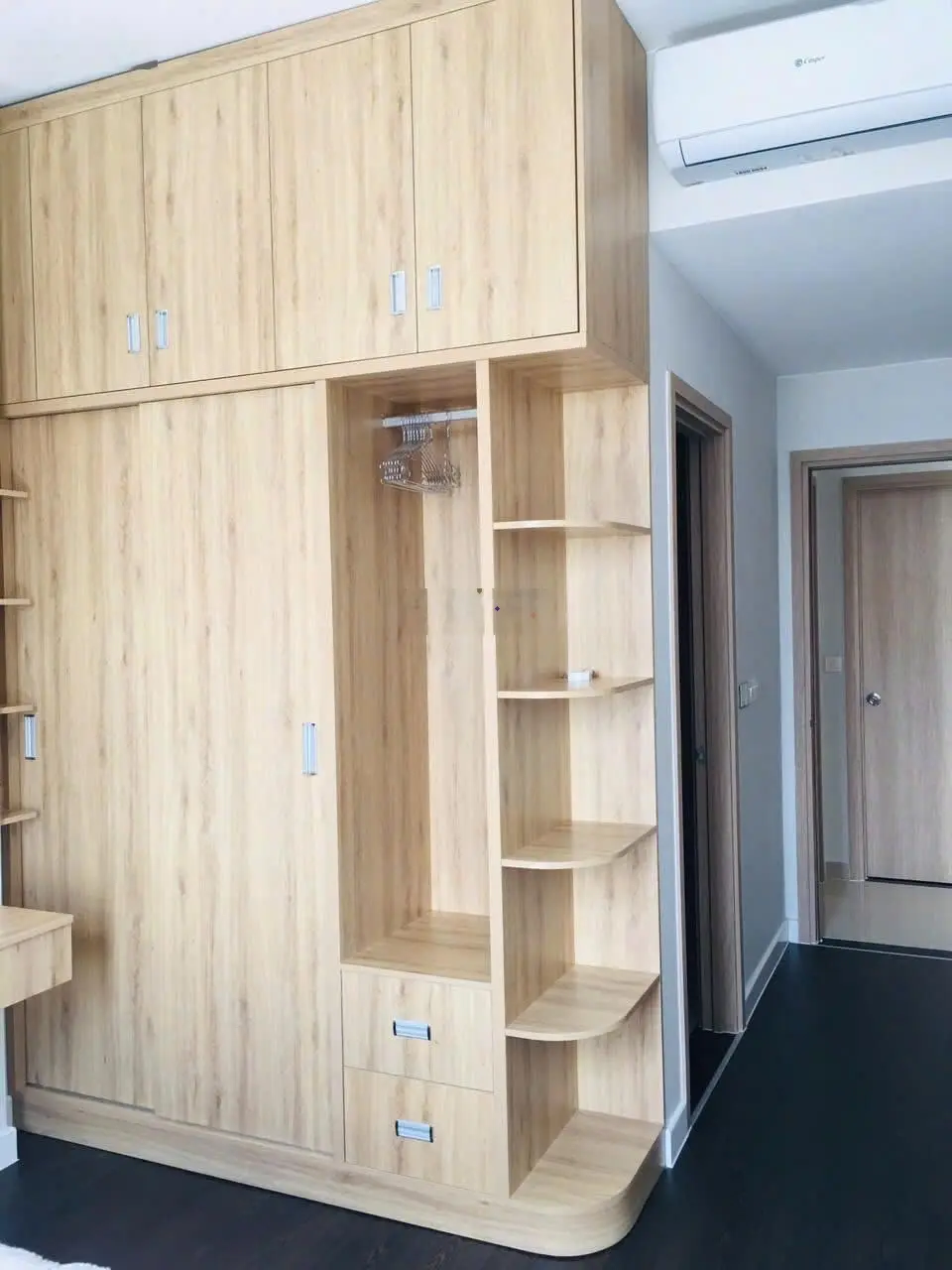 Bán căn hộ Botanica Premier, 2PN, 2WC, 69m2, View Hồng Hà, giá: 4 tỷ 2, LH: 0908 435 ***