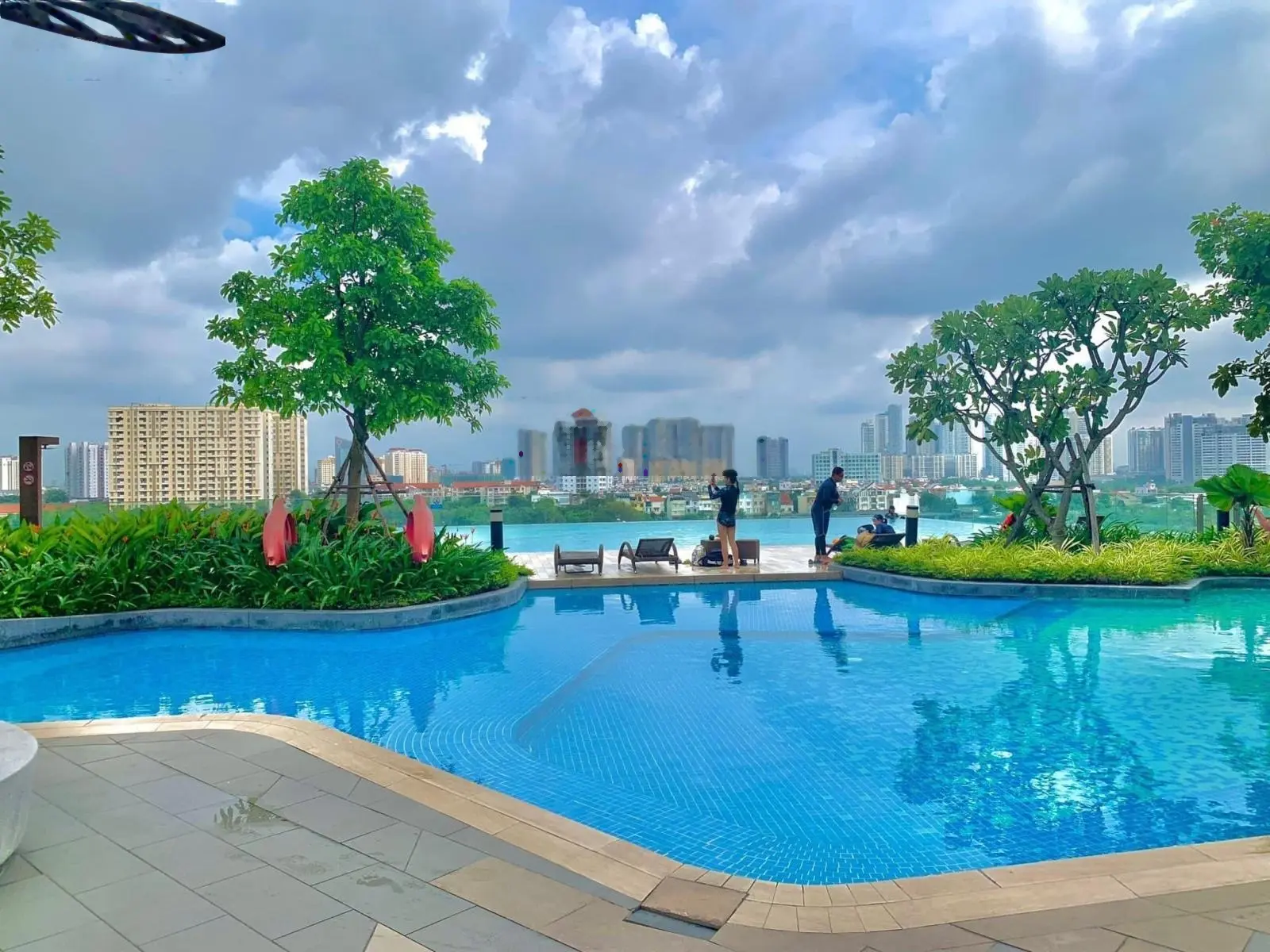 The Sun Avenue Q2 - bán studio đầy đủ nội thất như hình chỉ 2.020 tỷ bao thuế phí. Có hỗ trợ vay