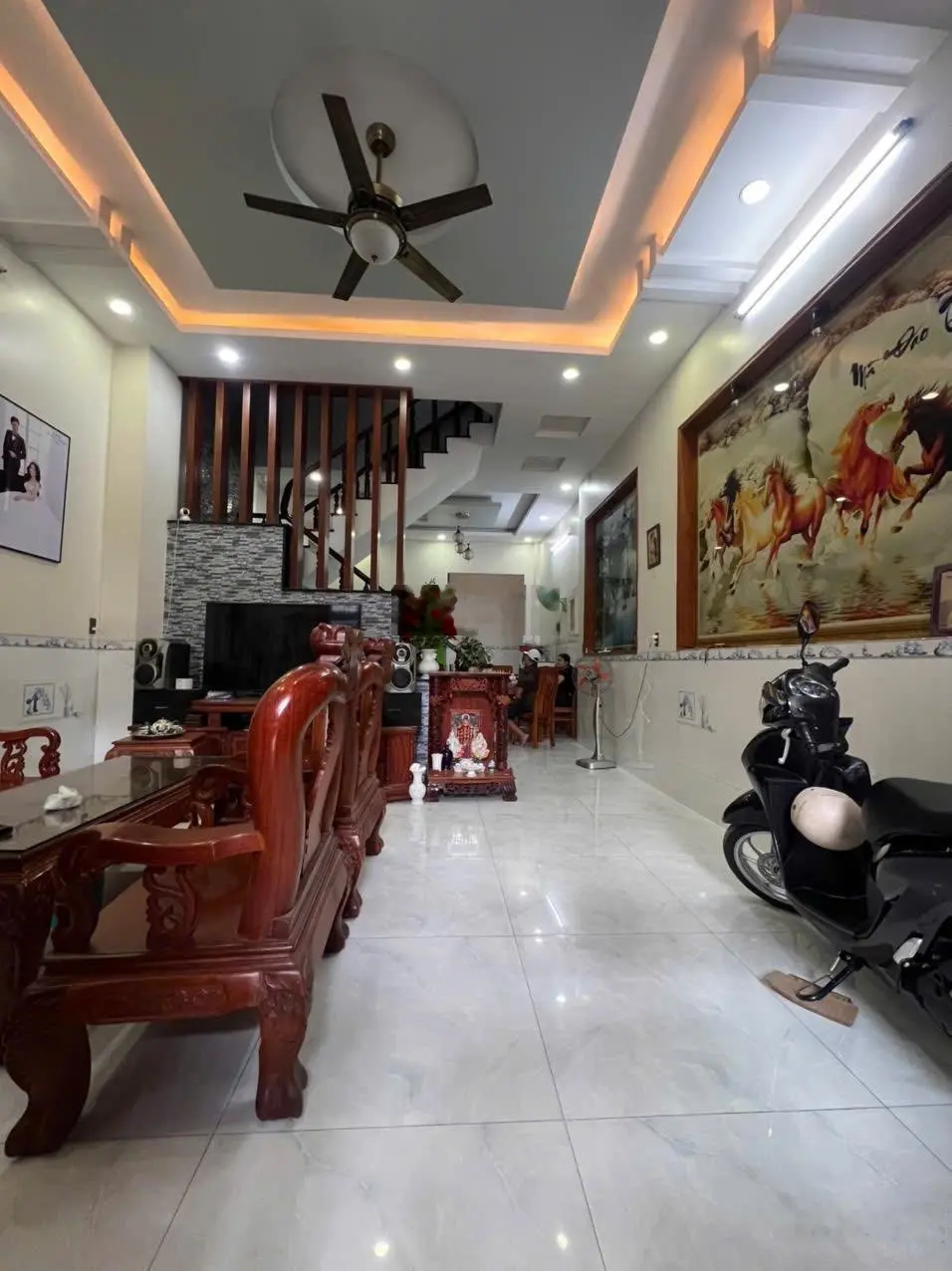 Nhà đẹp Lê Văn Khương - hẻm xe hơi tránh giá tốt vị trí cực đẹp 20m ra mặt tiền Lê Văn Khương