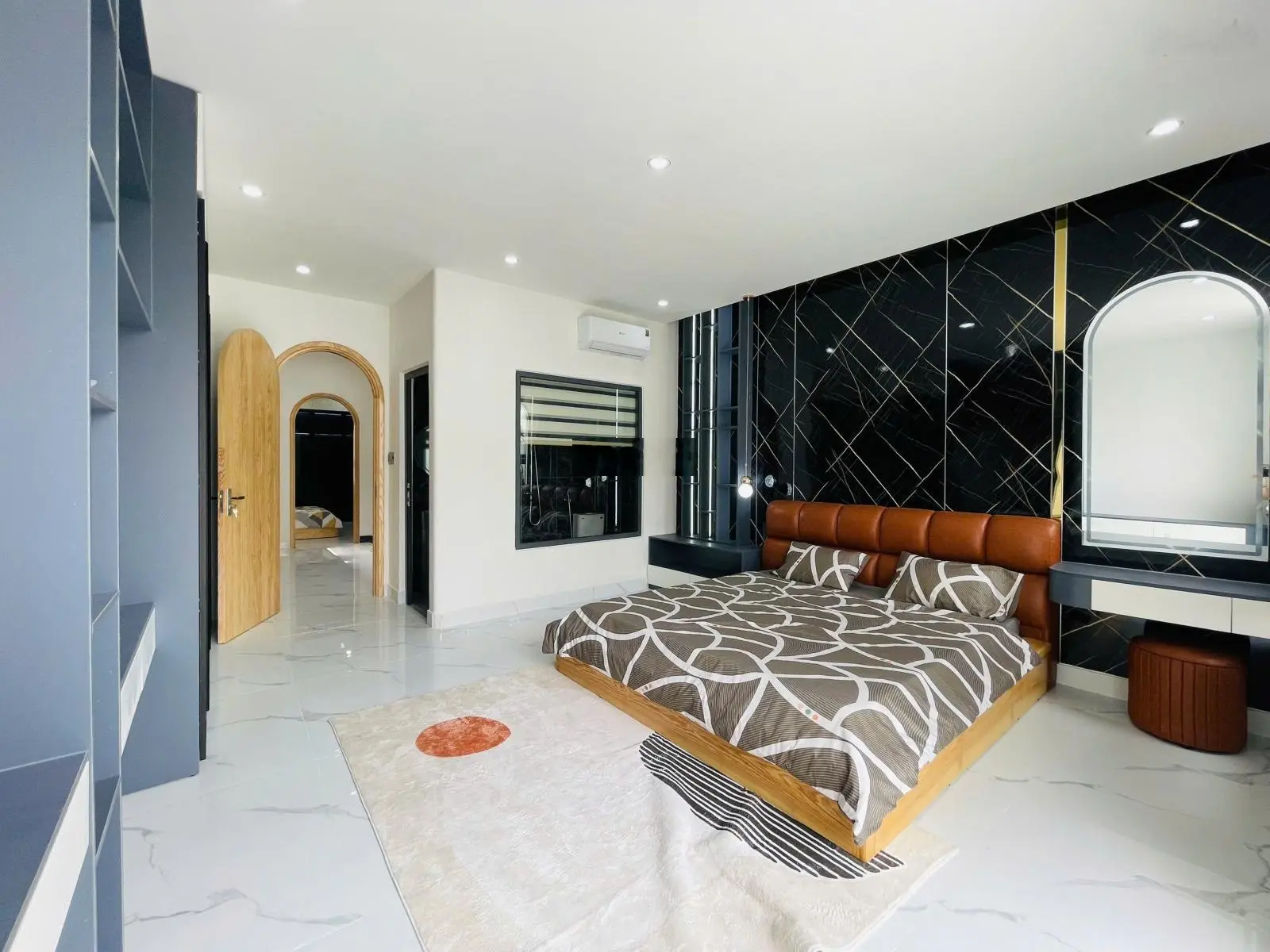 Siêu phẩm 3 tầng Phú Thạnh 10, Hòa Minh, Liên Chiểu gần Biển | Có gara ô tô, Full nội thất xịn xò