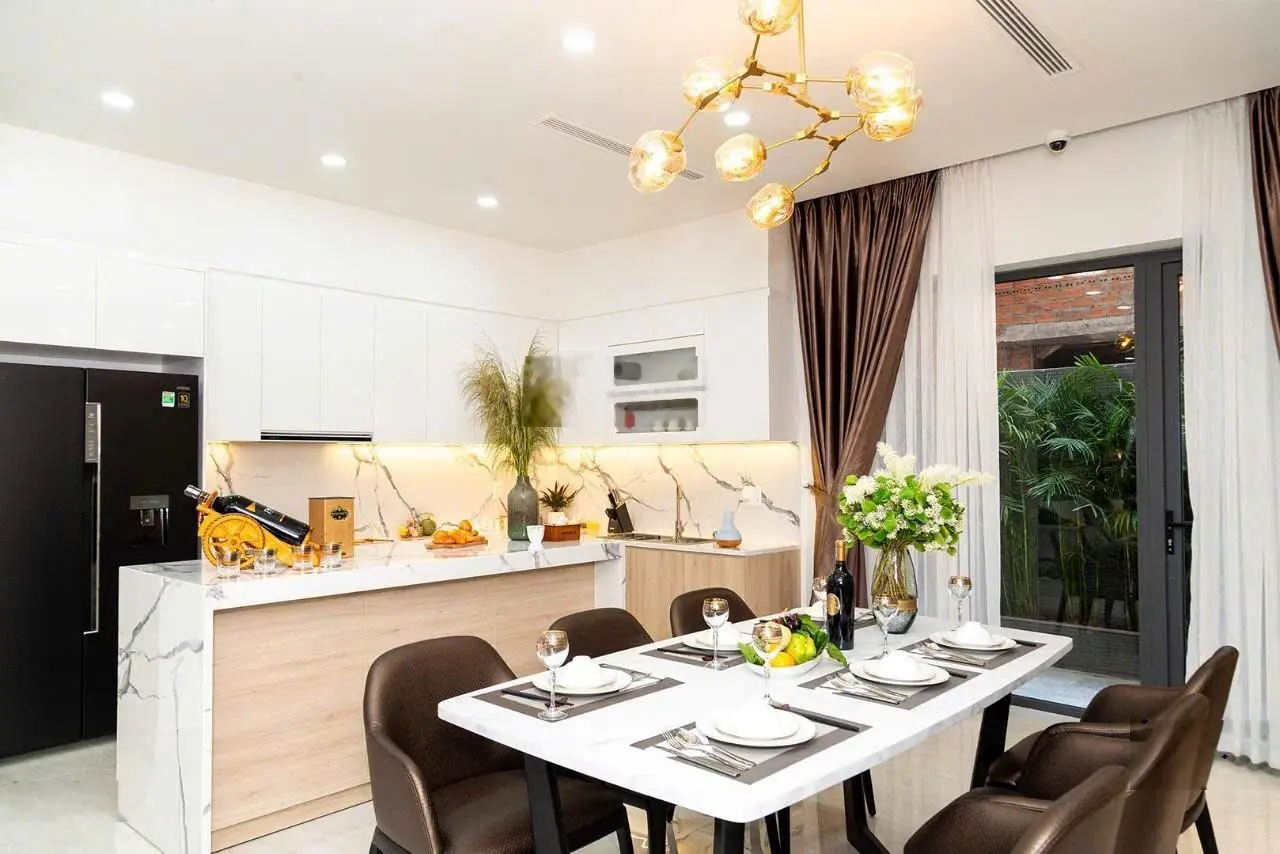 Bán nhà view sông bến lức, sổ hồng riêng, ngân hàng hổ trợ 70%, khu dân trí cao, an ninh 24/7