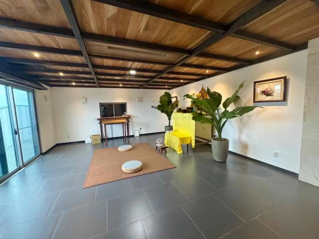 Bán Biệt thự lô góc 800m2- đối diện trường quốc tế Singapore- Ven sông Cổ Cò. Hồ bơi