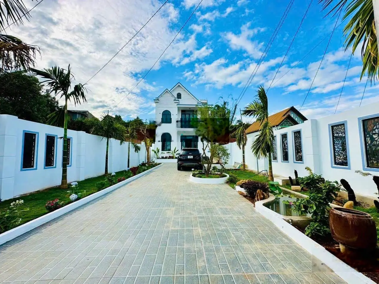 Chính chủ cần bán gấp căn nhà đẹp mới đầy đủ nội thất MT Quốc Lộ 20, Di Linh, Lâm Đồng